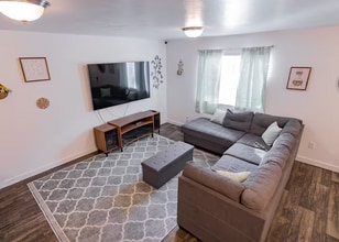 Building Photo - 5106 Encore Ct