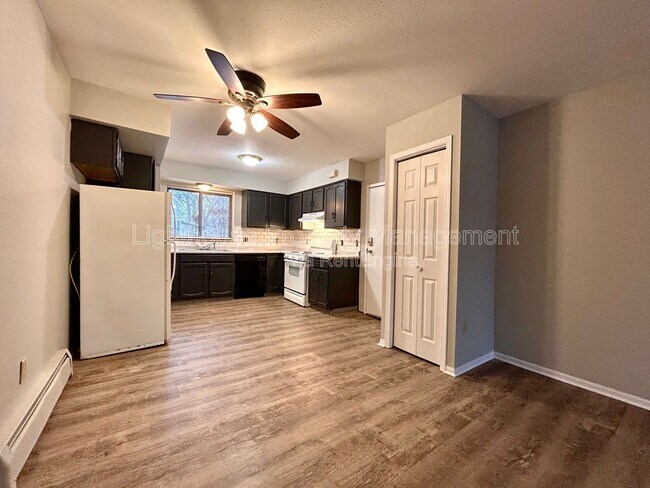 Foto del edificio - 2134 McKee Ave SW