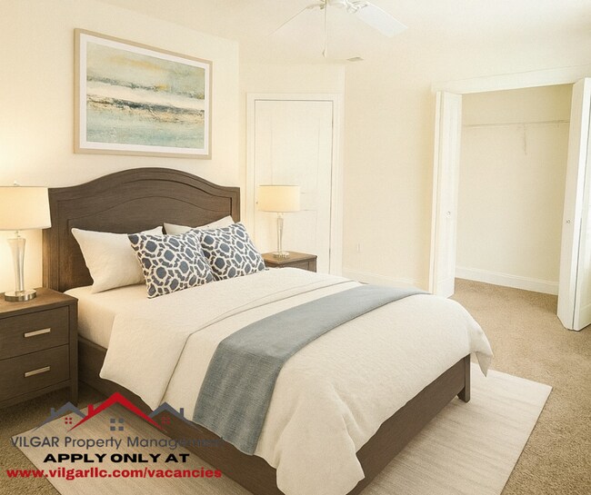Foto del edificio - Updated and well-maintained, this 2-bedroo...