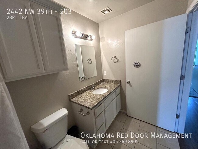 Foto del edificio - 2442 NW 39th-103
