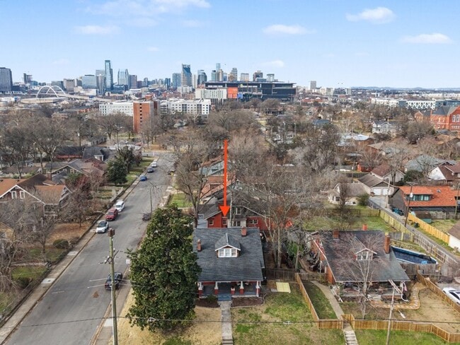 Photo - 310 S 7th St House