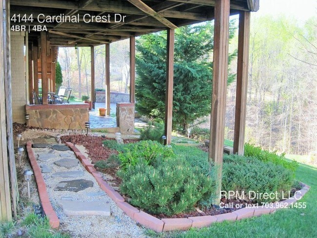 Building Photo - 4144 Cardinal Crest Dr