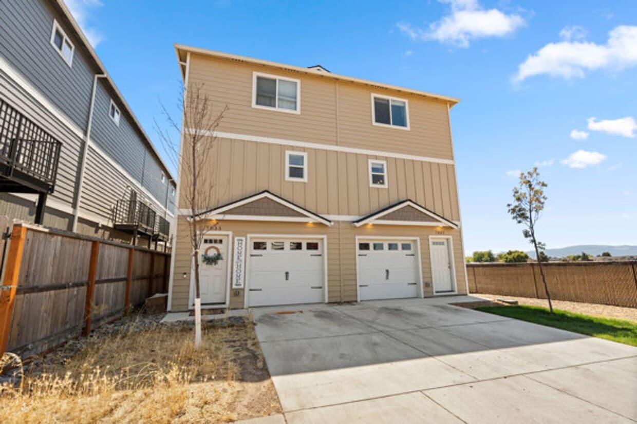 Primary Photo - 7837 Jacqueline Way