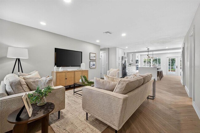 Foto del edificio - 3927 Helena St NE