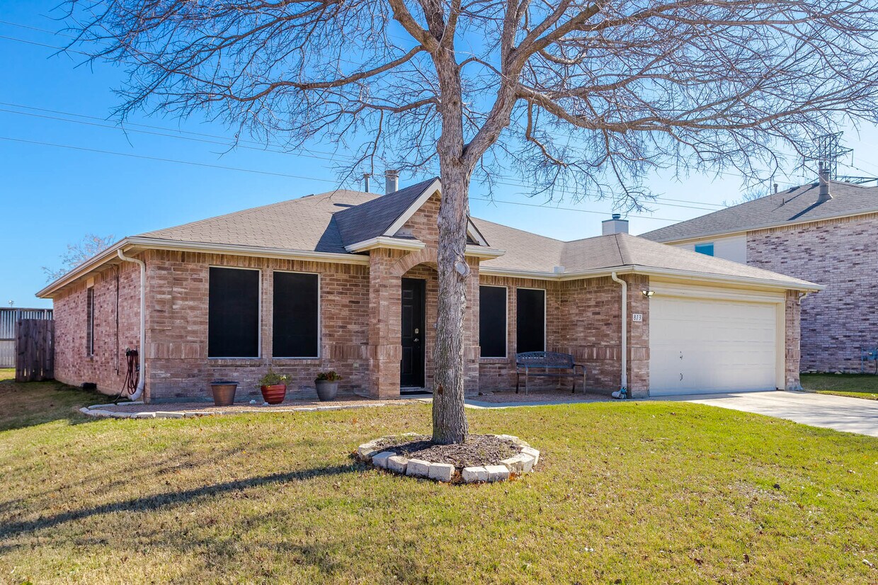 813 Mockingbird Dr, Saginaw, TX 76131 House Rental in Saginaw, TX