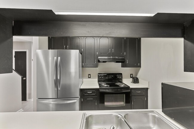 Foto del edificio - 115 Candlebrook Dr