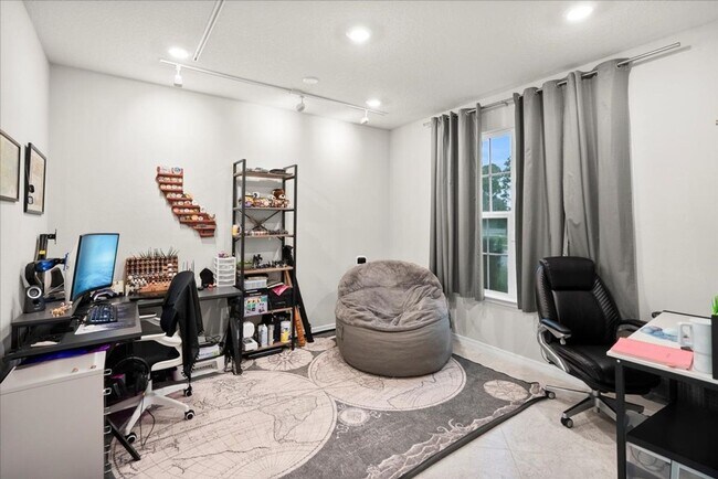 Building Photo - Charming 4BR House in Jacksonville