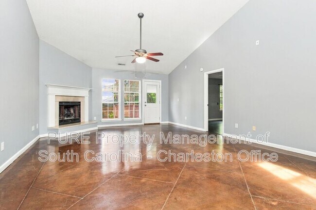 Foto del edificio - 8688 Spring Chapel Ln
