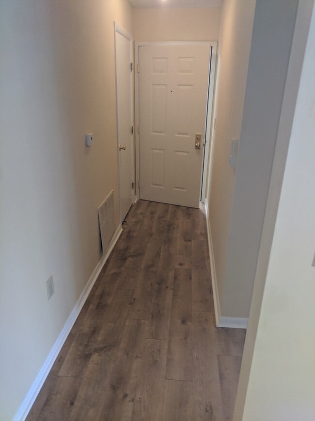Foto del edificio - 8507 Island Pines Pl