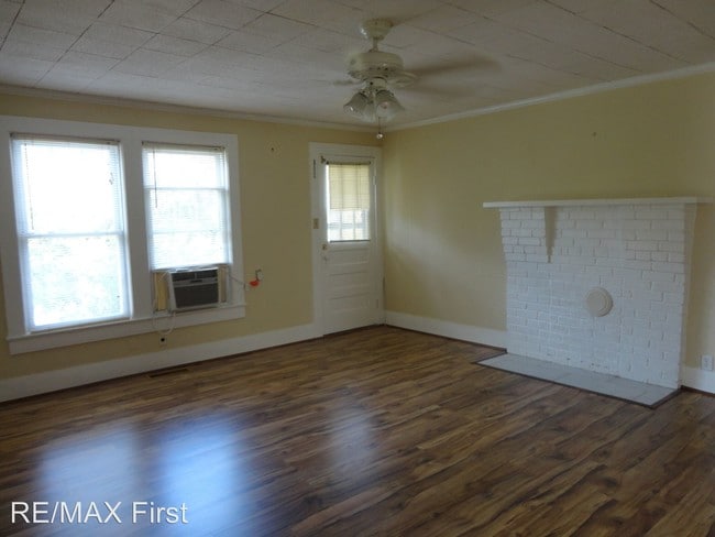Building Photo - 2 br, 1 bath House - 2973 Ellejoy Road