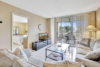 Building Photo - 9311 Orange Grove Dr