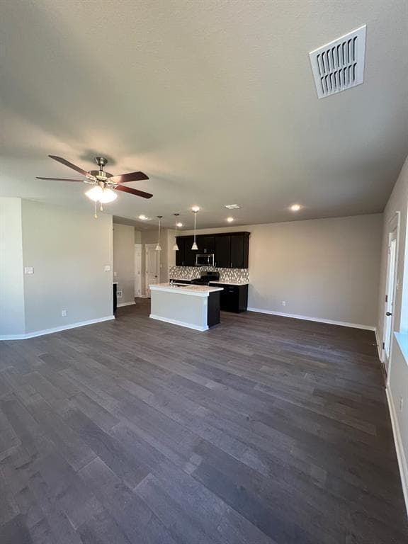 Building Photo - 1601 Fenton Hl Dr