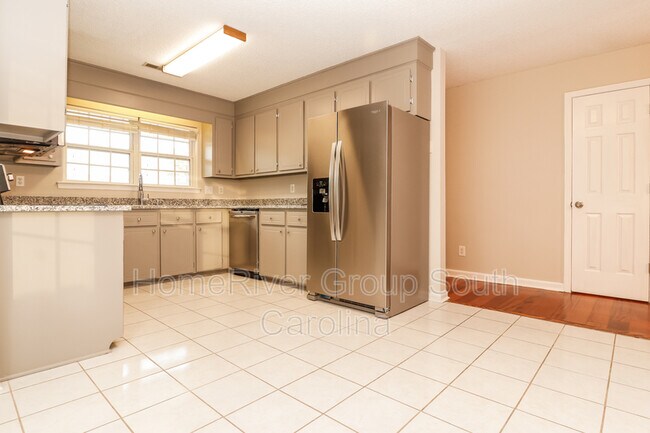 Foto del edificio - 7753 Brookdale Blvd
