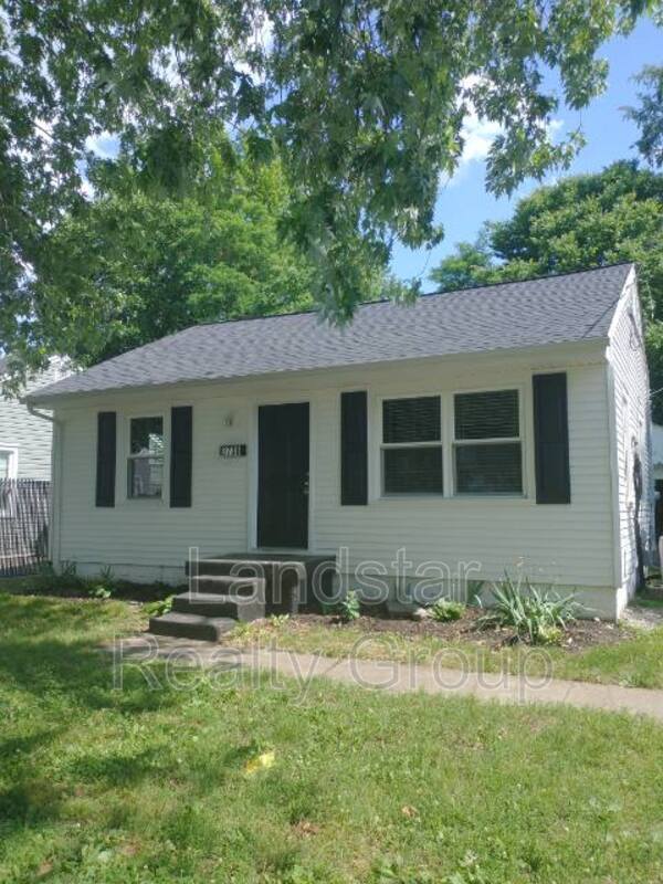 Primary Photo - 3708 St Francis Ave