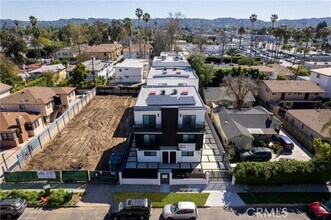 Building Photo - 14420 Tiara St