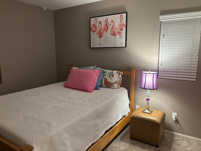 Foto del edificio - 520 Calle Vibrante