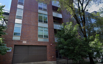 Building Photo - 2348 N Lister Ave