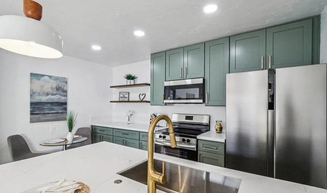 Foto del edificio - 2487 Kettner Blvd