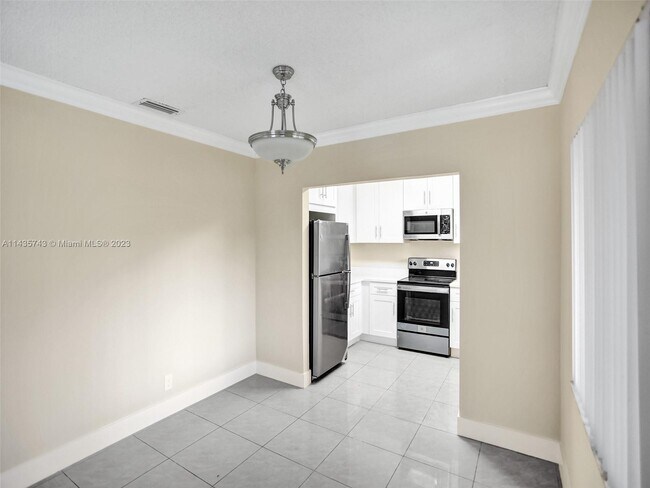 Foto del edificio - 920 SW 28th St