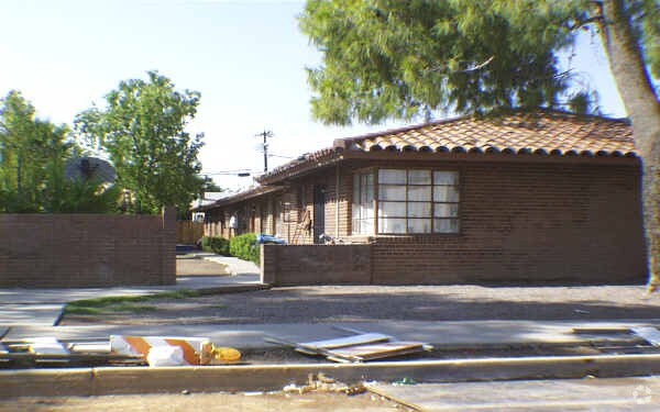 Primary Photo - GARFIELD APTS