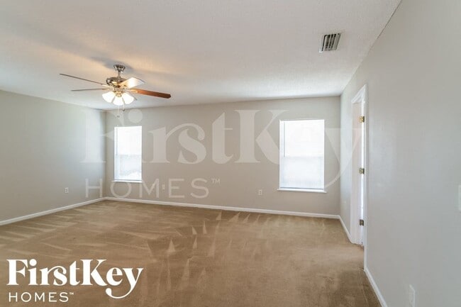 Building Photo - 1043 Sunray Ct