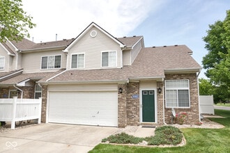 Building Photo - 8362 Enclave Blvd