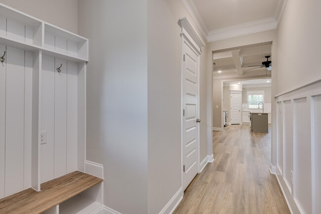 Building Photo - 2028 Denmark Ave SE