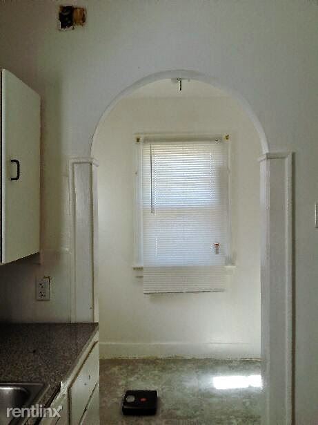 Building Photo - 16175 Muirland St