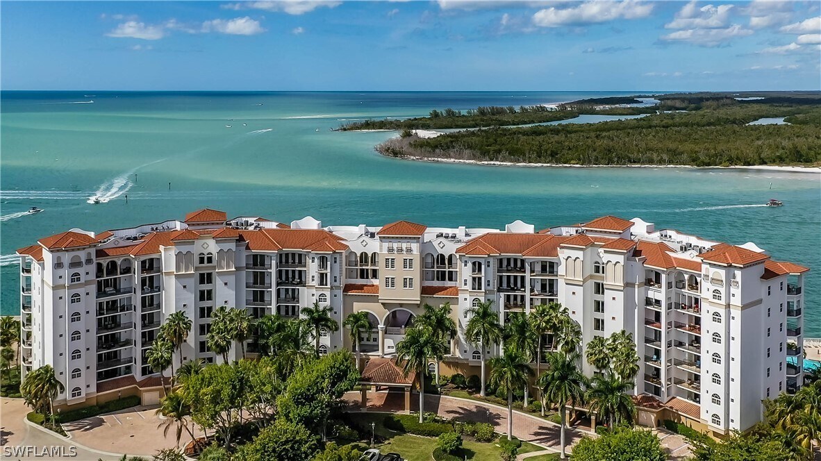 Foto principal - 700 La Peninsula Blvd