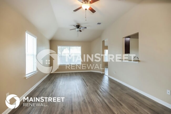 Foto del edificio - 308 Broken Pine Ct