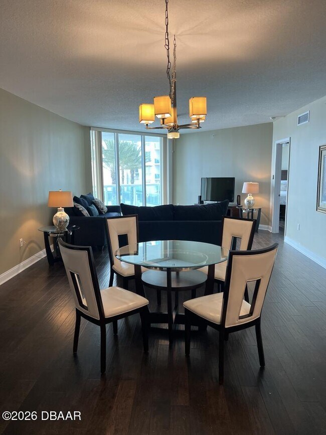 Building Photo - 241 Riverside Dr