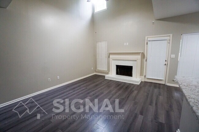 Foto del edificio - 112 Timberleaf Cir