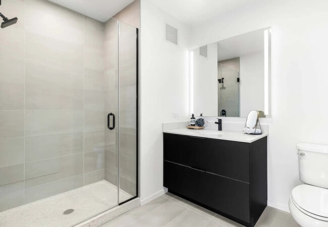 Photo - 227 N Elizabeth St Apartment