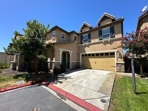 Building Photo - 17345 Walnut Burl Ln