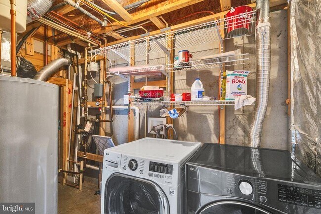 Foto del edificio - 25501 Joy Ln