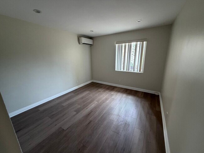 Foto del edificio - 3640 Foothill Blvd