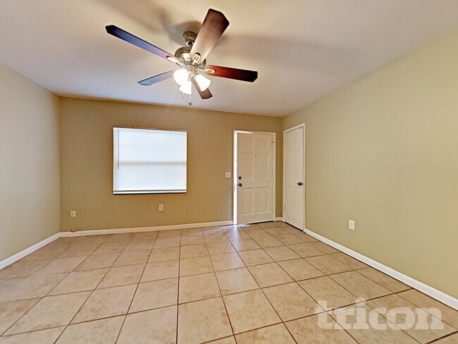 Foto del edificio - 1218 Windsor Cir