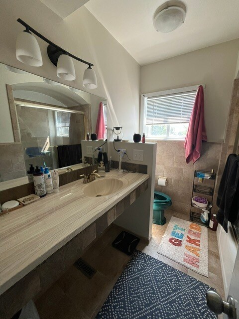 Foto del edificio - 427 7th Ave SW