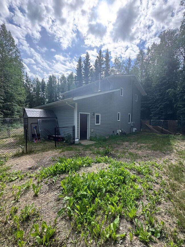 Foto del edificio - 3 Bed / 1.5bath House in North Pole