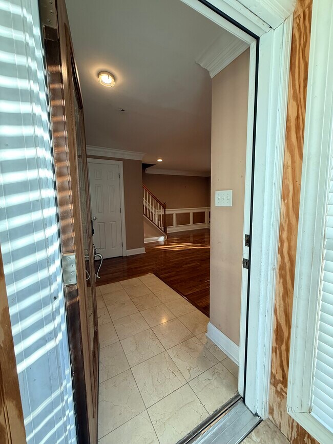 Foto del edificio - 3808 Ronnald Dr