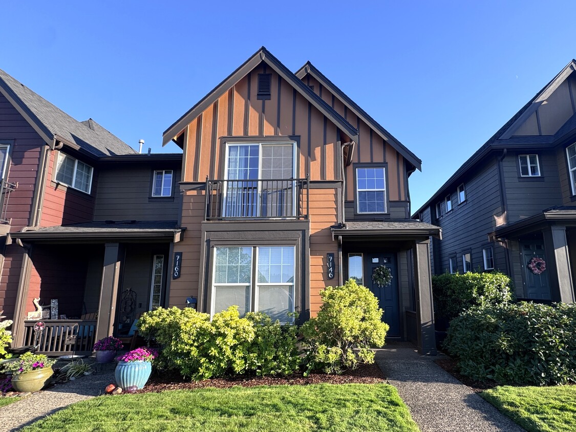 Photo - 7146 NE Cherry Dr (Hillsboro, OR)