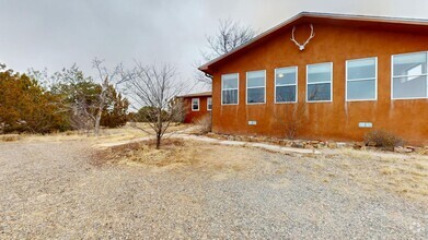 Building Photo - 60B Arroyo Hondo Trail