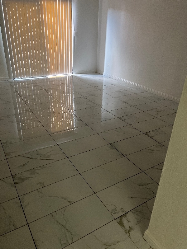 Foto del edificio - 4404 Tierra Verde St