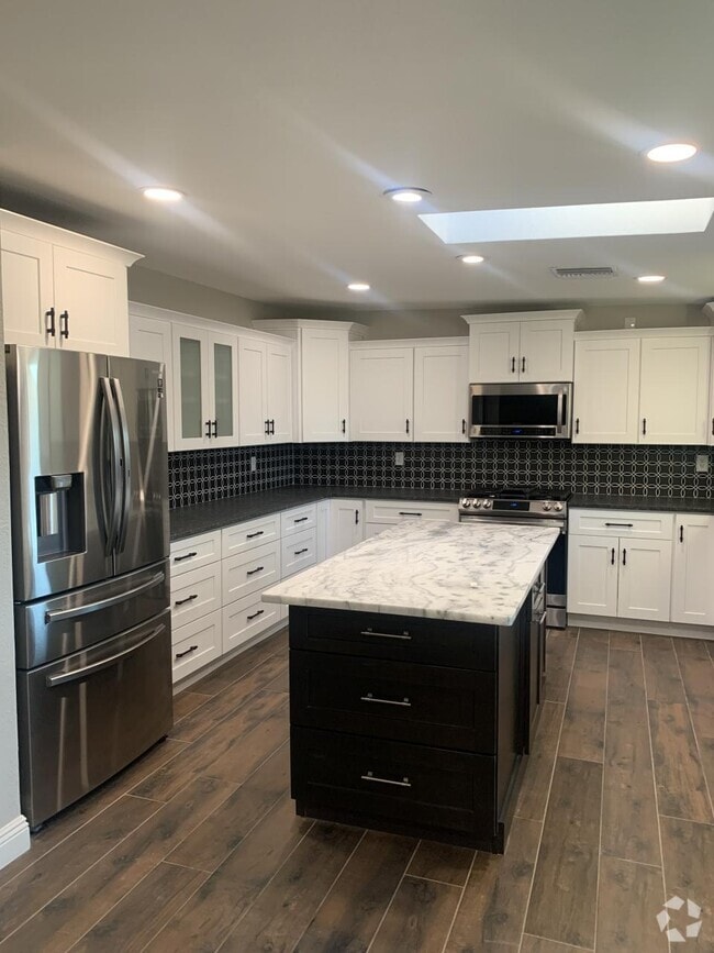 Carson Corner Apartments for Rent with Washer & Dryer Tucson, AZ 1