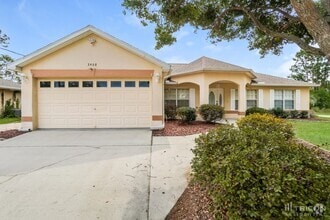 Building Photo - 3408 Montano Ave