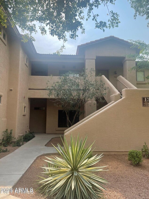 Primary Photo - 1351 N Pleasant Dr