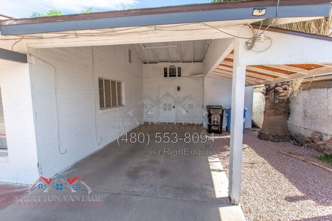 Building Photo - 3407 E Yale St