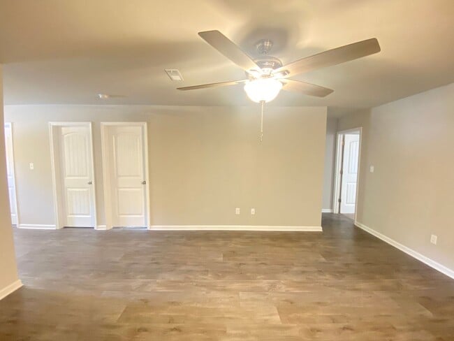 Building Photo - Beautiful 3 Bedroom, 2 Bath Home in Abbottstown, Pa!!