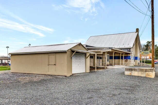 Foto del edificio - 1538 N Susquehanna Trail