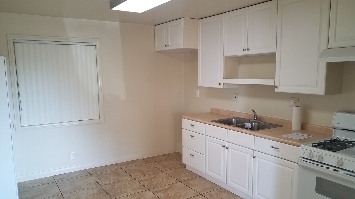 Foto del edificio - 3109 S El Camino Real